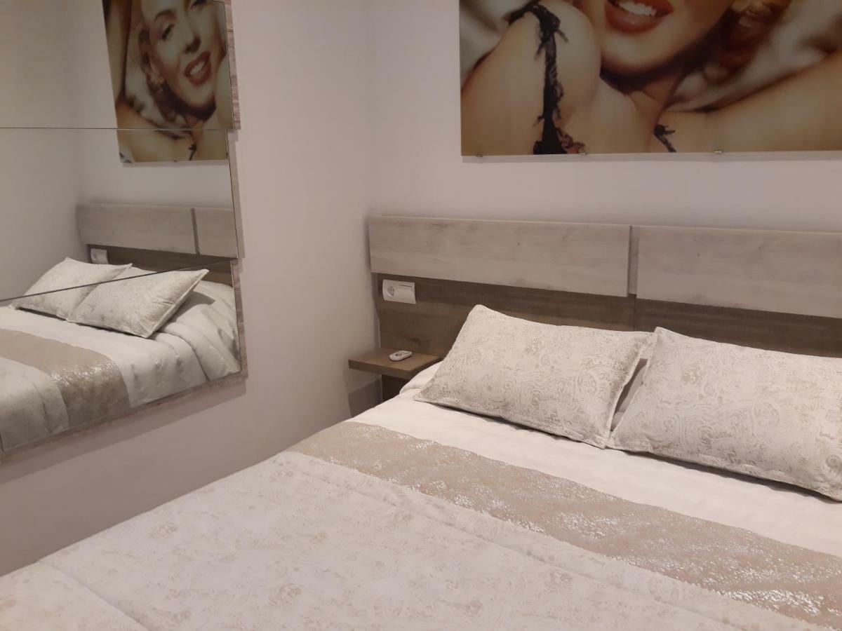 Marilyn Apartamento Roses Exterior foto