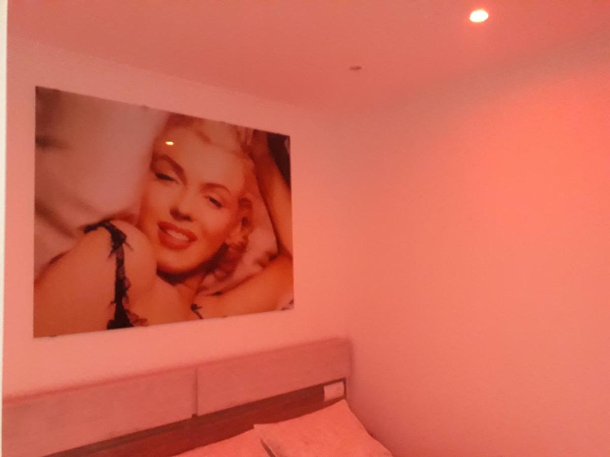 Marilyn Apartamento Roses Exterior foto